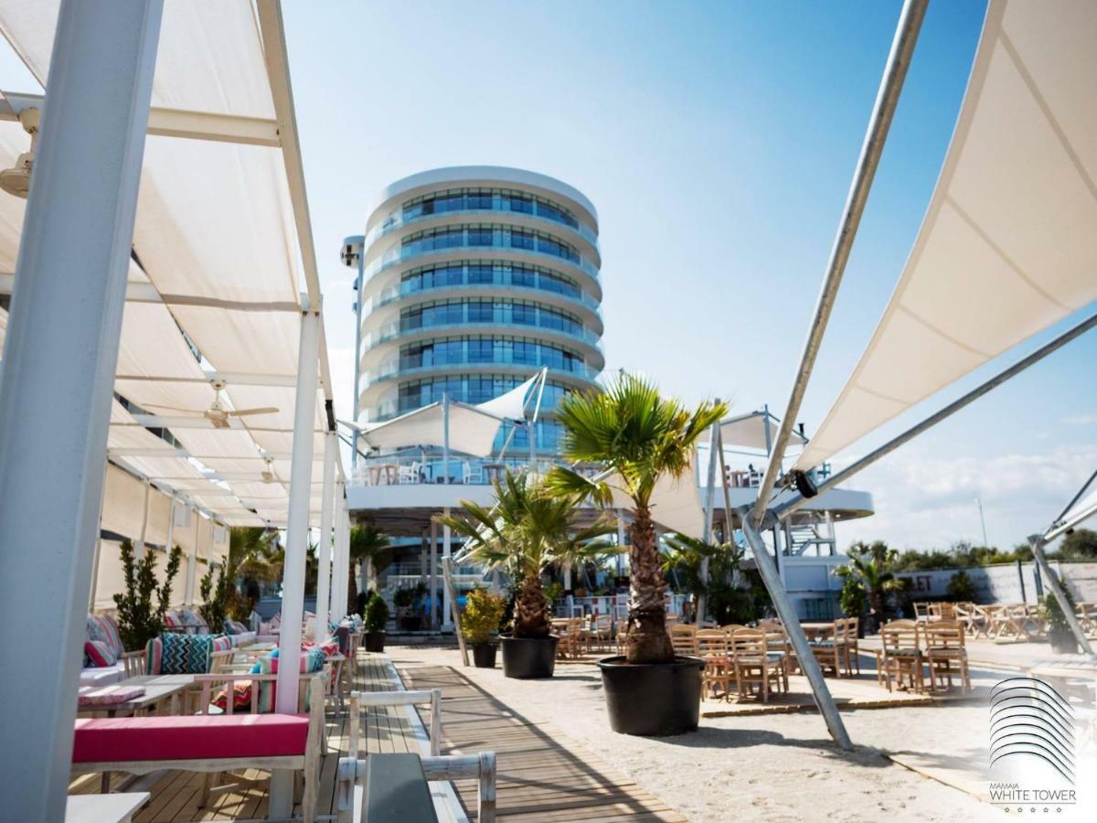 Sea Breeze Apartments Mamaia Nord De Silva Bagian luar foto