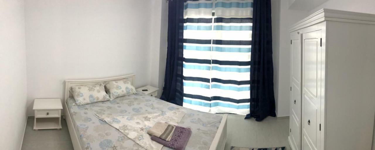 Sea Breeze Apartments Mamaia Nord De Silva Bagian luar foto