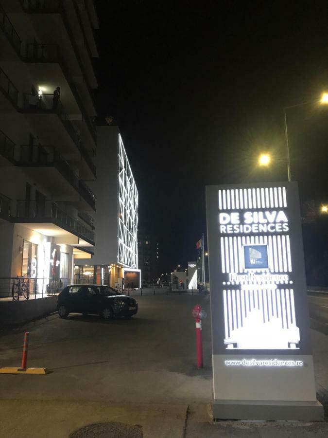 Sea Breeze Apartments Mamaia Nord De Silva Bagian luar foto
