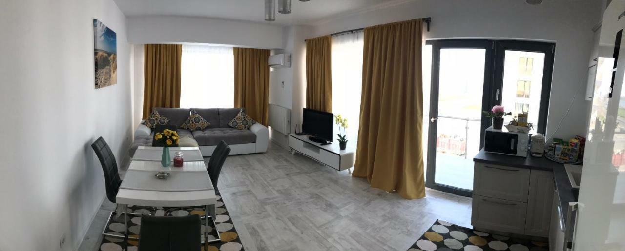 Sea Breeze Apartments Mamaia Nord De Silva Bagian luar foto